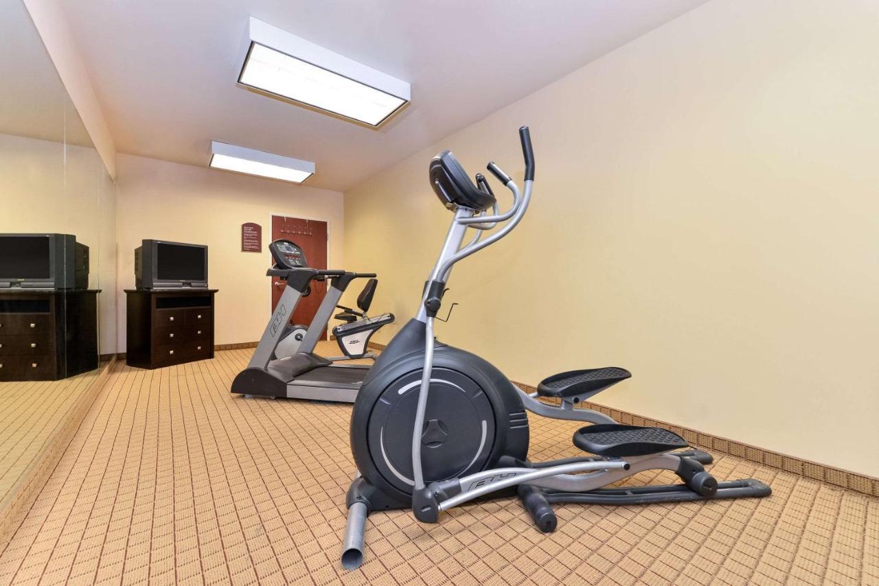 Express Inn & Suites Norman Dış mekan fotoğraf